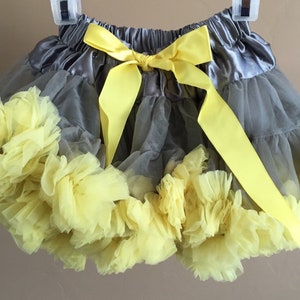 Baby Tutu, Toddlers Tutu, Girls Tutu, Kids Tutu, Dance Costume, Yellow Skirt, Holiday Skirt, Holiday Tutu, Birthday Tutu, Party Skirt