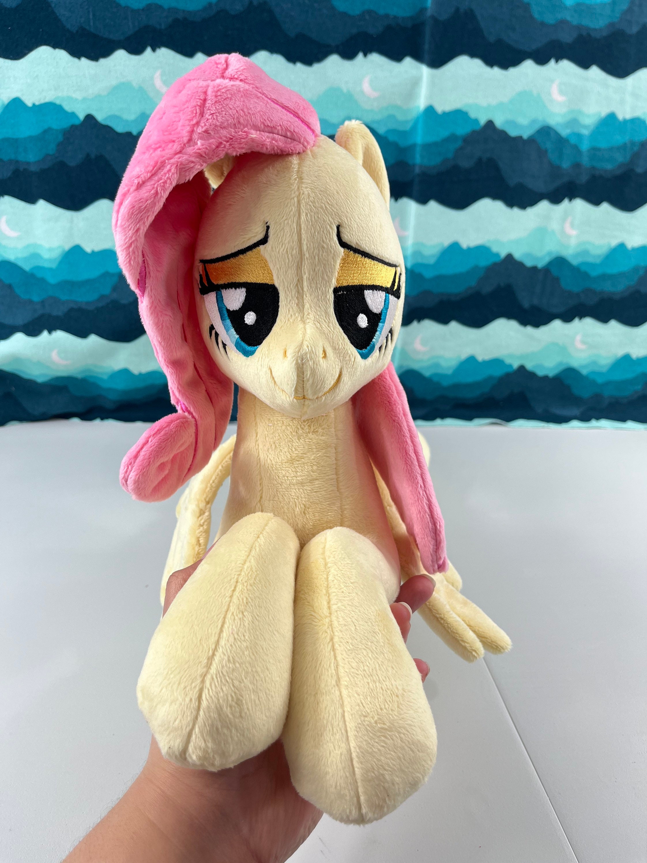 Hasbro MLP My Little Pony Fluttershy Plüss Póni