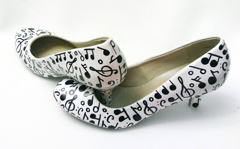 Music Note Heels / Music Shoes / Black & White Music Pumps / Black Music Note Shoes / Hand Painted Heels / Custom Painted High Heels image 5