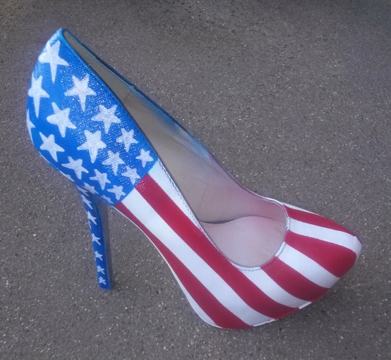 Red, White & Shoe Heels Usa 4th Of July Military T-Shirt Red, White & Shoe Heels Usa 4th Of July Military T-Shirt