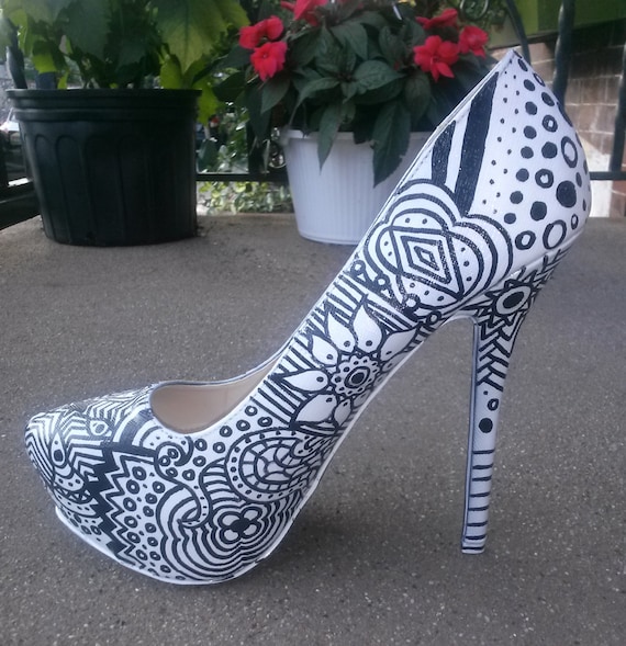 Black n white heels best sale