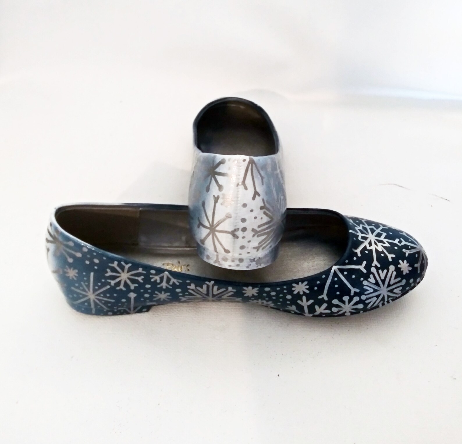 Custom Snowflake Flats / Airbrushed Snowflake Flats / Faded Etsy