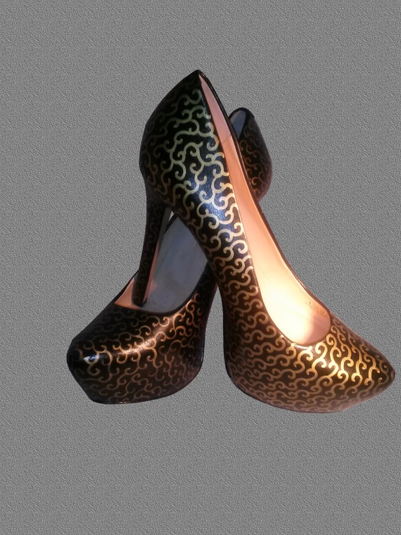 Pimfylm Black Platform Heels Womens Low Kitten Heel Dress Shoes Pointed Toe  Slip on Ankle Strap Cutout Elegant Party Wedding Pumps Gold 7 - Walmart.com