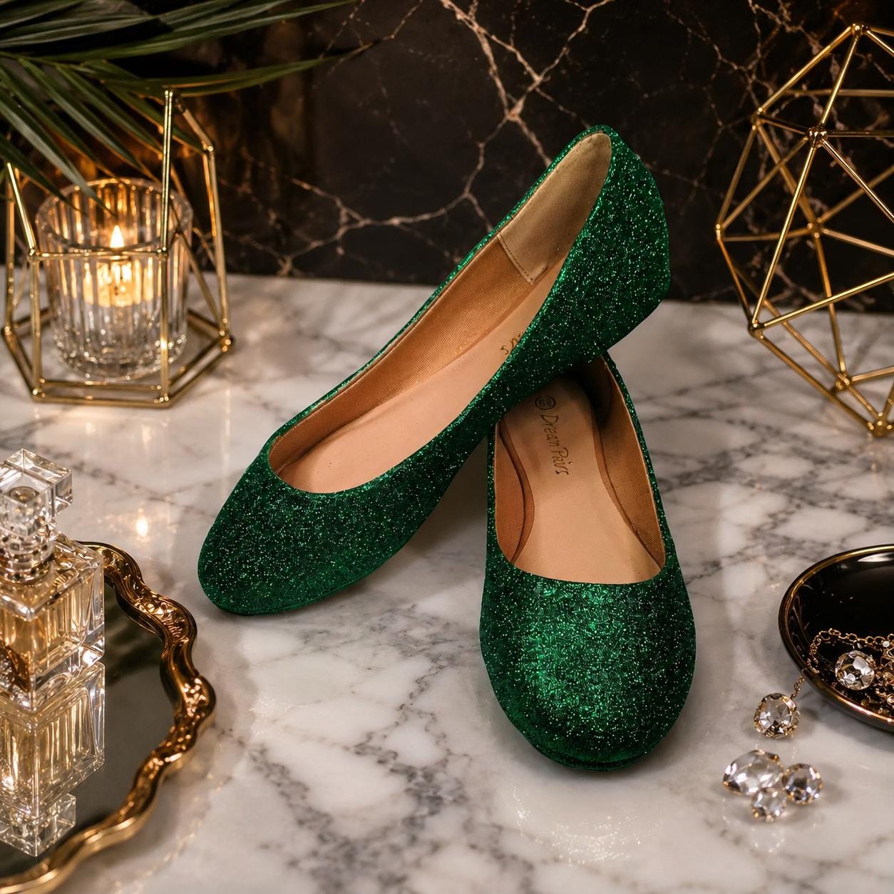 dark green dress and gold shoes Emerald Size:19-19½ 34/35 Macis Design Delicate Lace فستان جميل