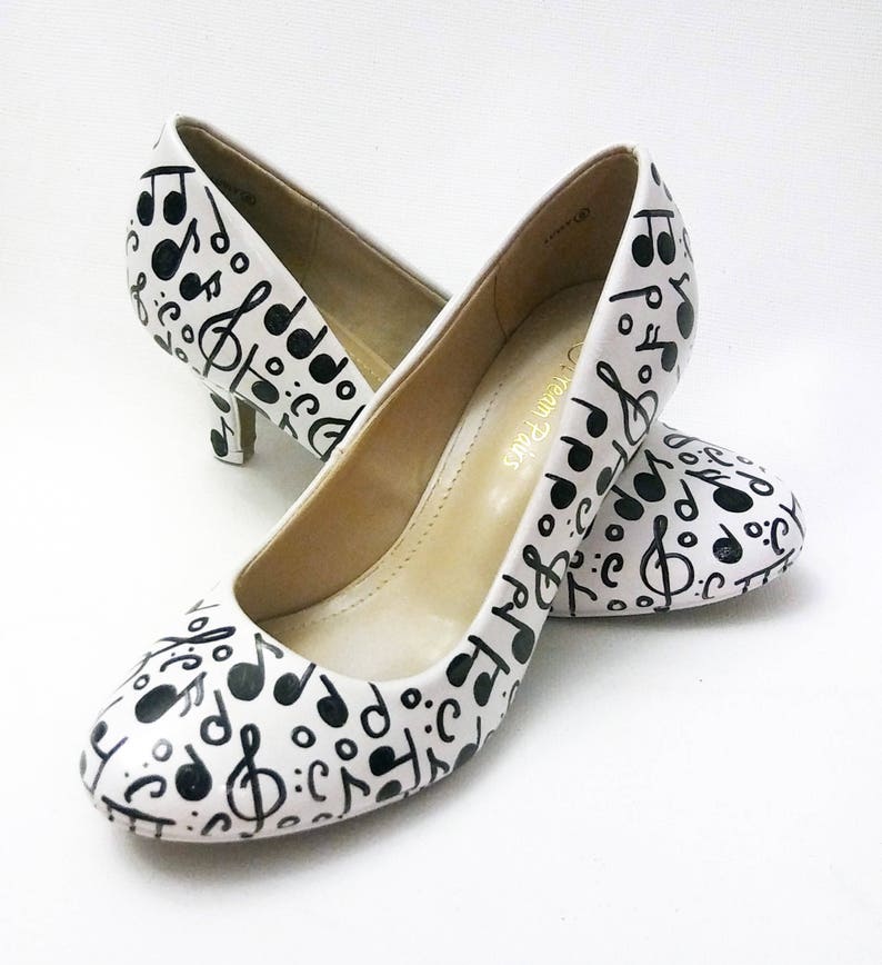 Music Note Heels / Music Shoes / Black & White Music Pumps / Black Music Note Shoes / Hand Painted Heels / Custom Painted High Heels image 9