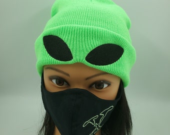 Neon Green Alien Beanie, Kawaii Fashion, Sci-fi Hat, Science Fiction Knitted Cap, Warm and Comfortable Extraterrestrial Skull Cap