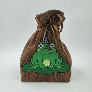 Bestickter Frosch Zauberer Würfelbeutel, Tarot Deck Geldbörse, Druide Spell Card Sack, Dungeons and Dragons Würfelbeutel, Geschenk für Hexen Familiar