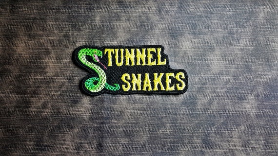 Tunnel Snakes Fully Embroidered Morale Patch, Video Game Biker Badge, Sci-Fi Apocalypse Label, Vault Dweller Cosplay