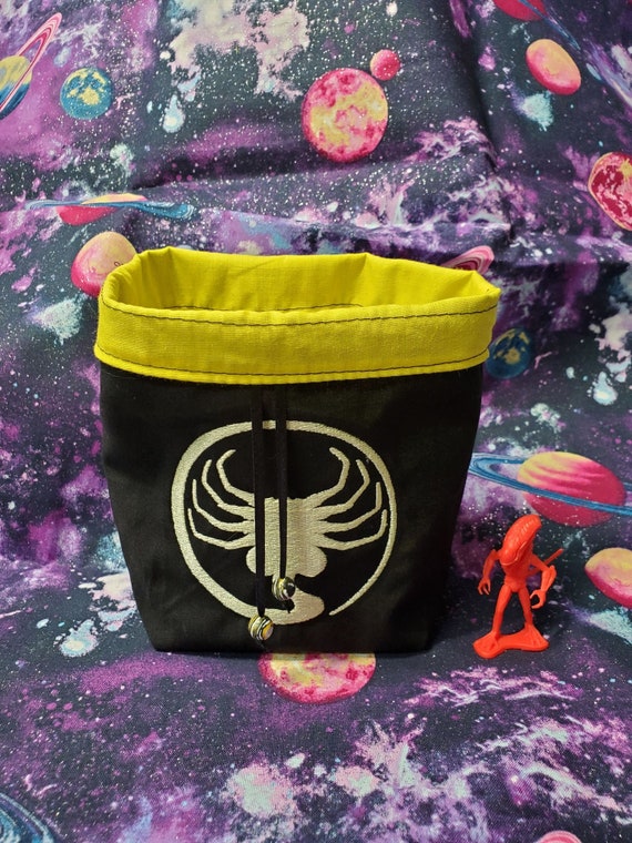 Alien Facehugger Dice Bag, Tarot Deck Purse, Sci-Fi Spell Card Sack, Dungeons and Dragons Dice Pouch, Gift for Space Goblin