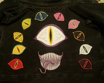 Eldritch Eye Patches, Fully Embroidered DnD Emblem, Eye Tyrant Monster Badge, Customizable Creepy Eye Patch, Perfect for Cthulhu Fan