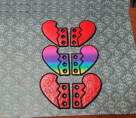 Broken Heart Shoelace Wings, Kawaii Shoe Accessory, Embroidered Vinyl Cute Boot Accent, Sneaker Lace Heartbreaker Wings, Roller Skate Merch