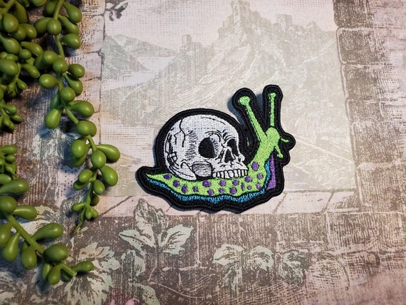 Colorful Snail Skull Embroidered Patch - Whimsical and Unique