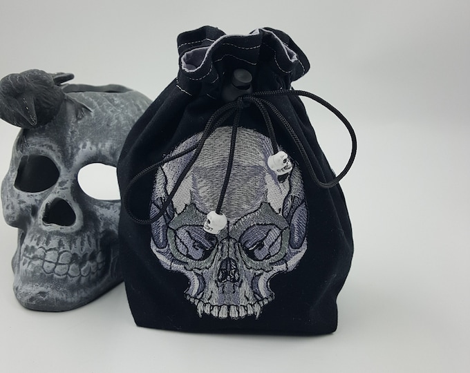 Embroidered Vampire Skull Dice Bag, Tarot Deck Purse, Horror Spell Card Sack, Dungeons and Dragons Dice Pouch, Gift for Vampire Lover