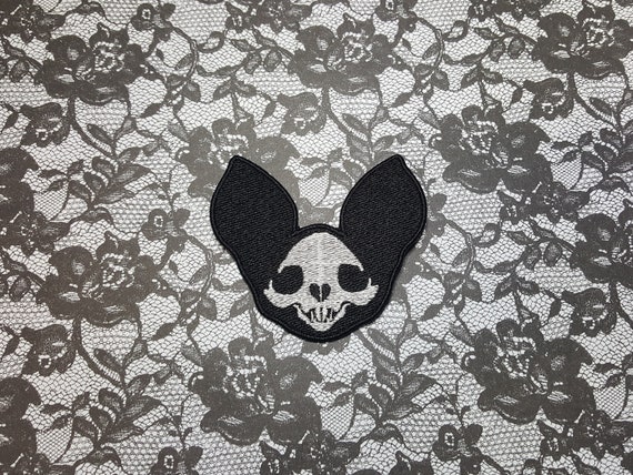 Gothic Bat Skull Fully Embroidered Patch, Creepy Witch Emblem, Skeleton Batty Badge, Undead Bat Icon, Perfect Gift for Goth Bat Lover