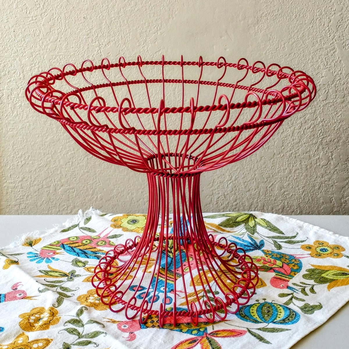 Vintage Red Metal Wire Pedestal Fruit Basket Bowl - Etsy