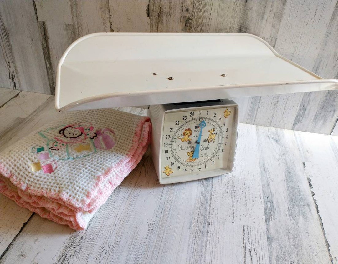 Vintage Nursery Baby Scale Made in U.S.A. Hanson Northbrook