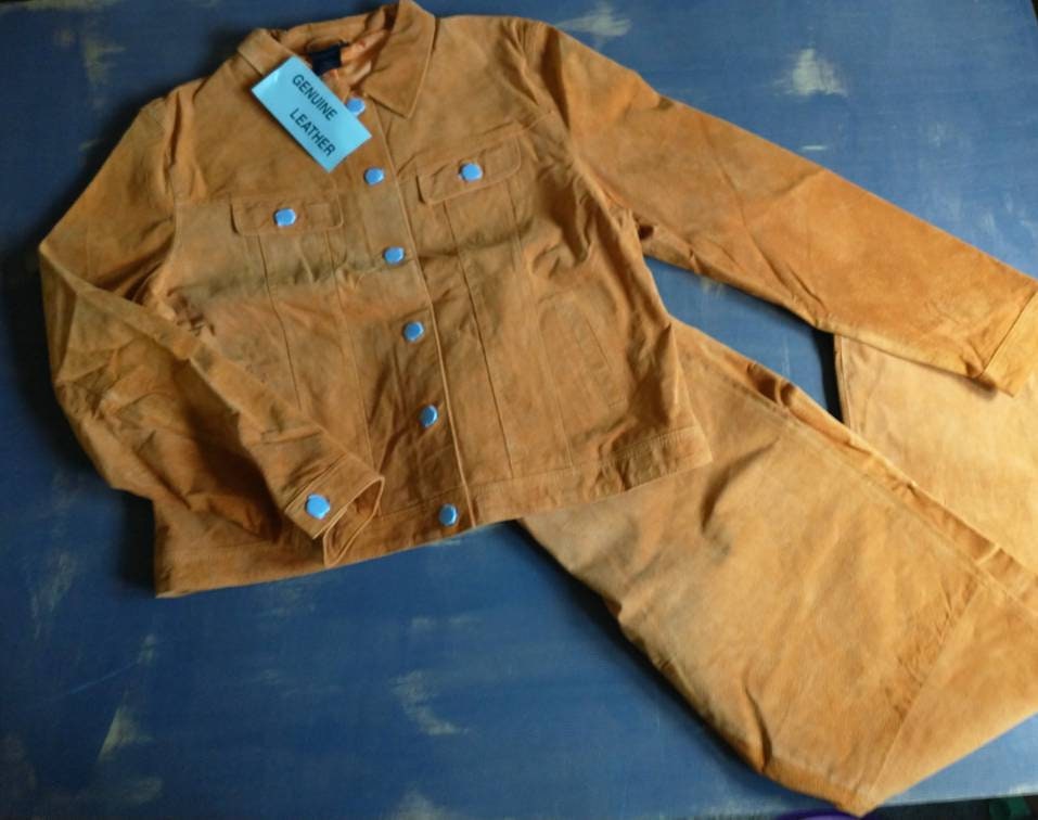 Vintage Women's Suede Pant Suit NOS Genuine Leather Suede Burnt Orange METROSTYLE Slacks Pants Jacket Blazer Size 12 - 14 Fully Lined (D1)