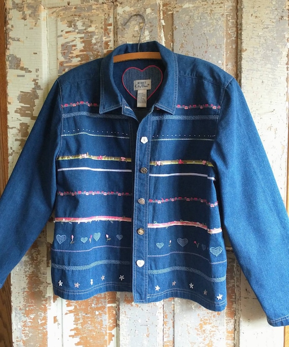 KORET City Blues Women's Vintage Denim Jacket Embe