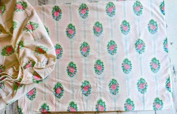 Vintage Twin Sheet Set Romantic Shabby Cottage Floral Polka Dot Charming SEARS Roebuck Perma-Prest PERCALE Excellent (H1)