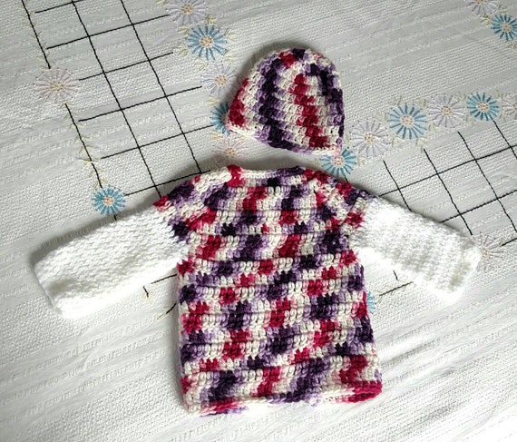NEW VINTAGE Handmade Infant Sweater And Hat Set C… - image 3