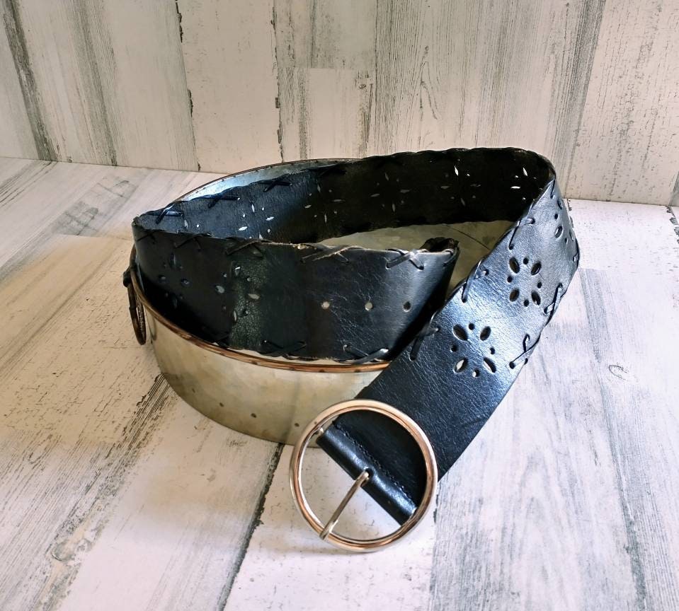 Women's Vintage Wide Leather Belt Black With Eyelet Holes Women's Vintage Wide Leather Belt Black With Eyelet Holes
