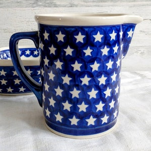 Boleslawiec HANDMADE Pitcher Blue Stars 6&quot; Polish Pottery POLAND Excellent #696 (Z1)