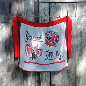 Vintage Half Apron Fifties Sixties Kitchen Chores Washing Dishes
