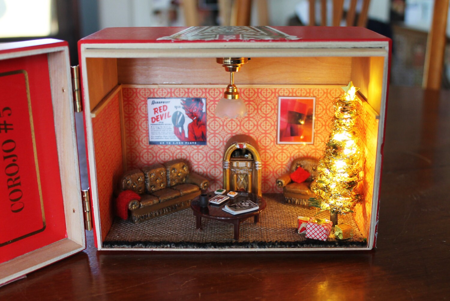 Vintage Cigar Box Christmas Dollhouse Upcycled Miniature Xmas Etsy