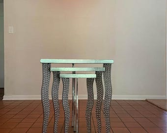 Postmoderne Satztische