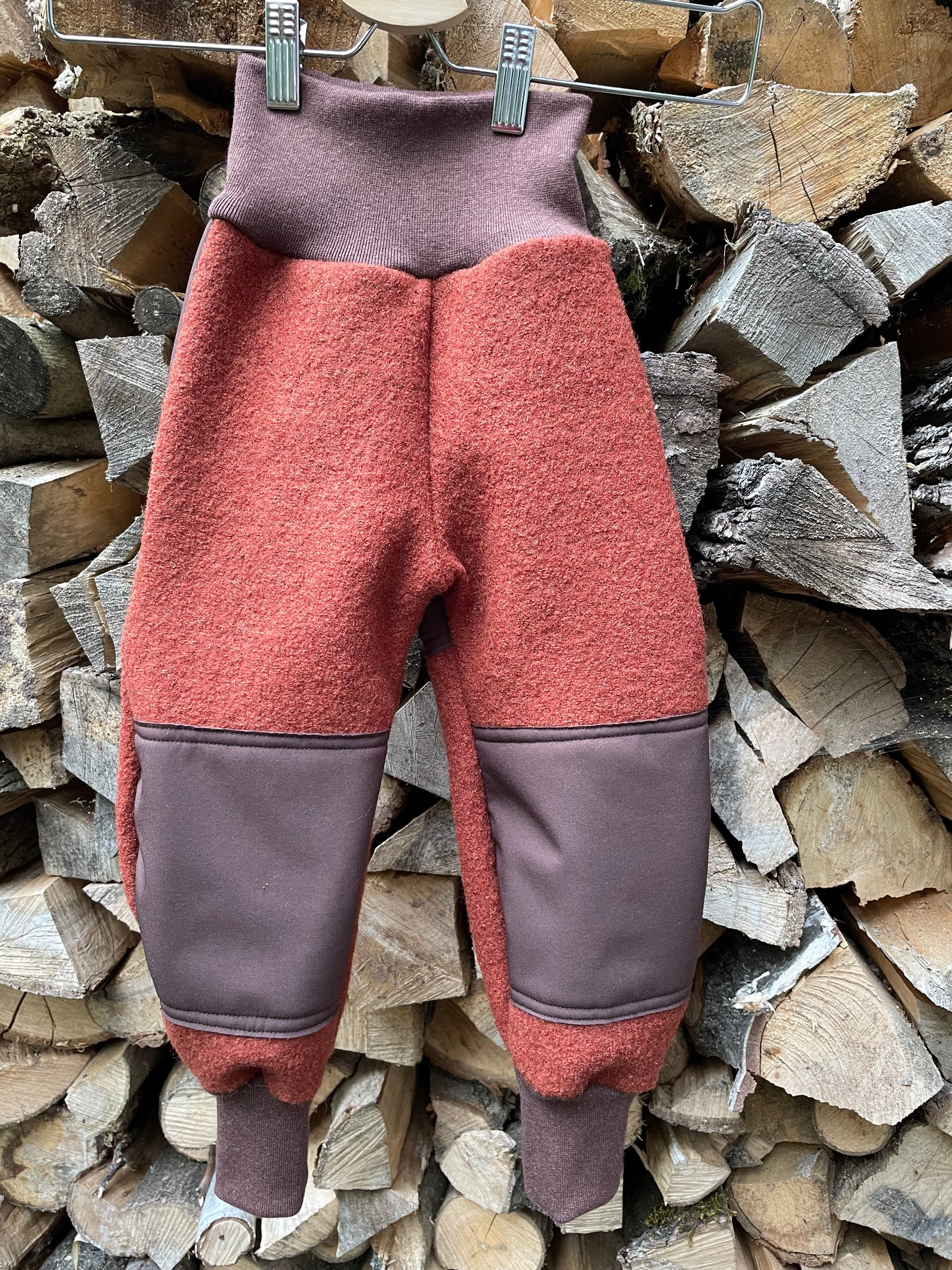 Wollwalk Pumphose Für Kinder - Mitwachsende Winterhose In Feuerwehr-Optik