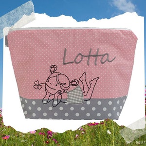 bestickte Tasche TRÄUMEN + Name //rosa - grau//  Wickeltasche Kulturbeutel Windeltasche Kulturtasche Waschtasche 20 Schriften Kosmetiktasche