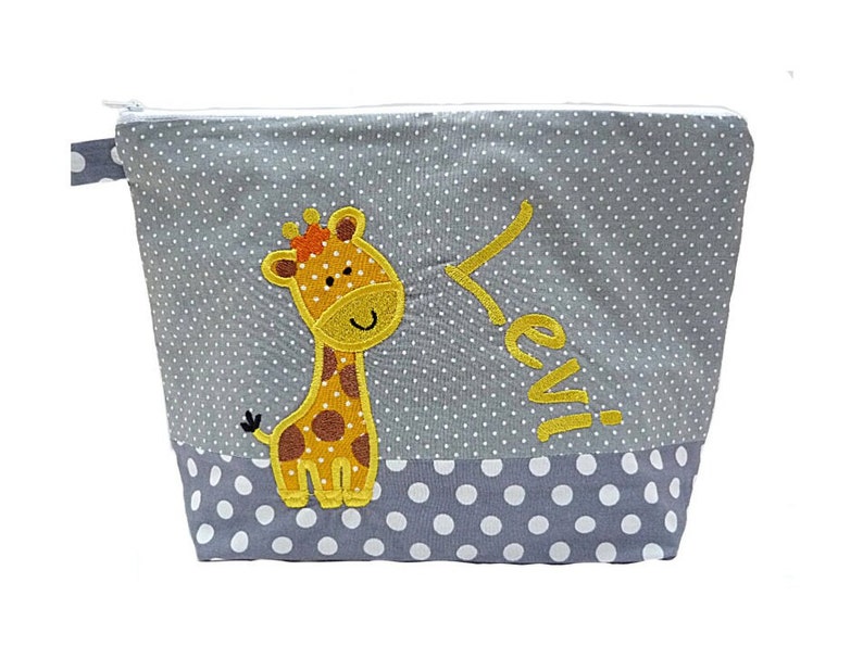 sac brodé GIRAFFE nom sac à couches gris trousse de toilette trousse de toilette trousse de toilette sac de lavage sac à couches 20 polices cadeau image 1