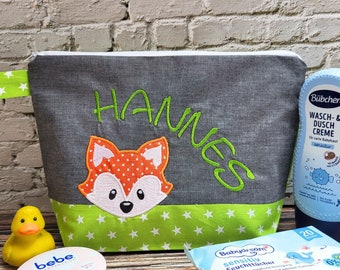 geborduurde tas FUCHS + naam //zwart - groen// luiertas toilettas waszak 20 lettertypen make-up tas