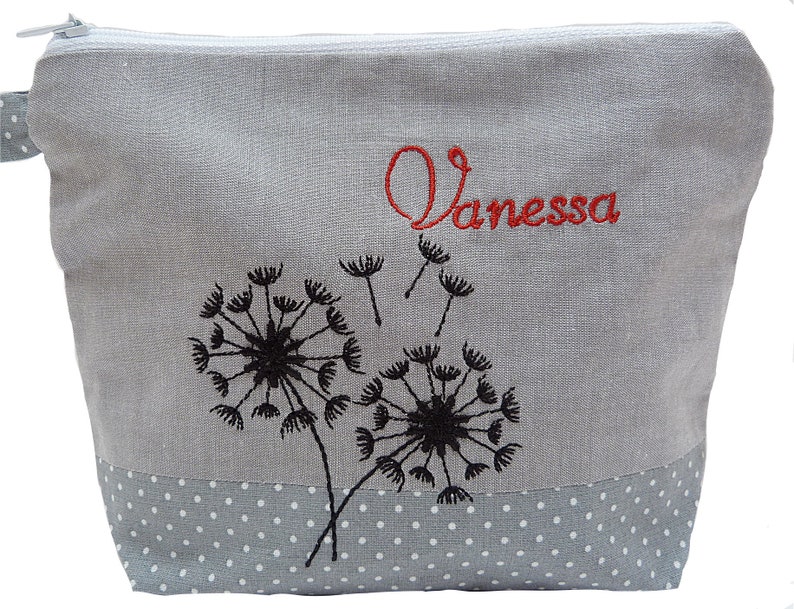 bestickte Tasche PUSTEBLUME NAME grau Schminktasche Kulturtasche Kosmetiktasche Makeup-Bag Wunschname personalisiert Geschenk Bild 4