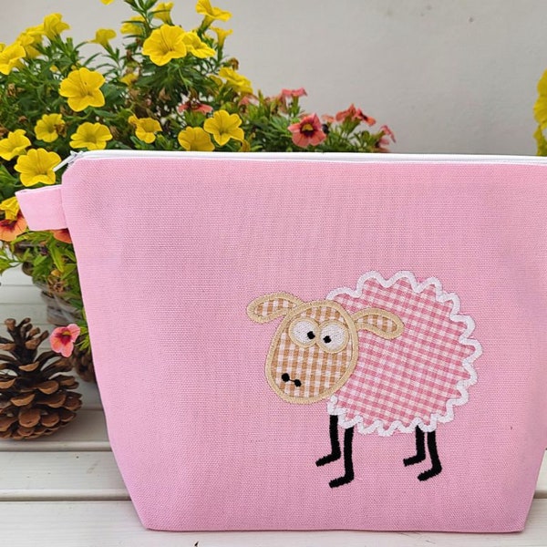 SALE - embroidered bag SHEEP *canvas pink* diaper bag wash bag gift diaper bag wash bag toilet bag /express delivery/
