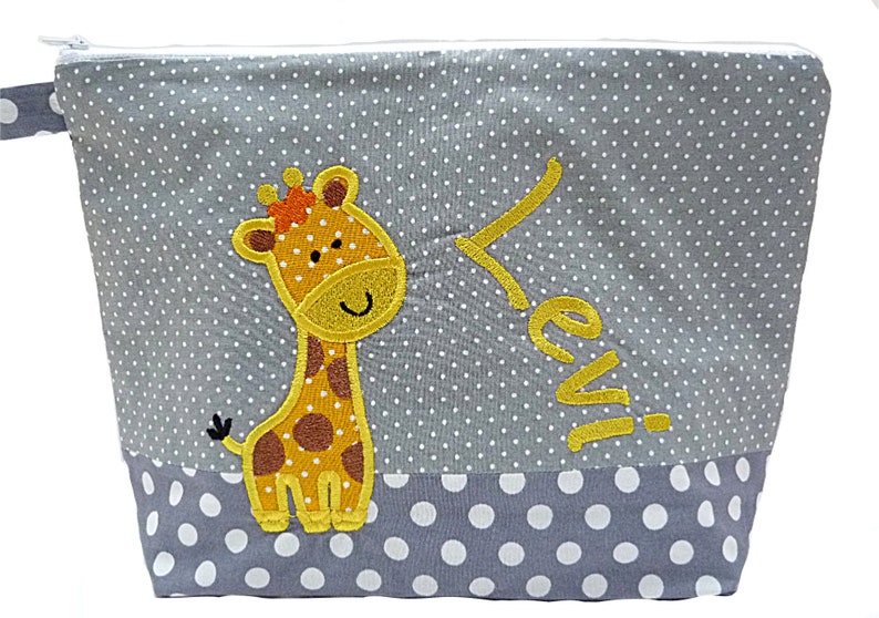 sac brodé GIRAFFE nom sac à couches gris trousse de toilette trousse de toilette trousse de toilette sac de lavage sac à couches 20 polices cadeau image 2