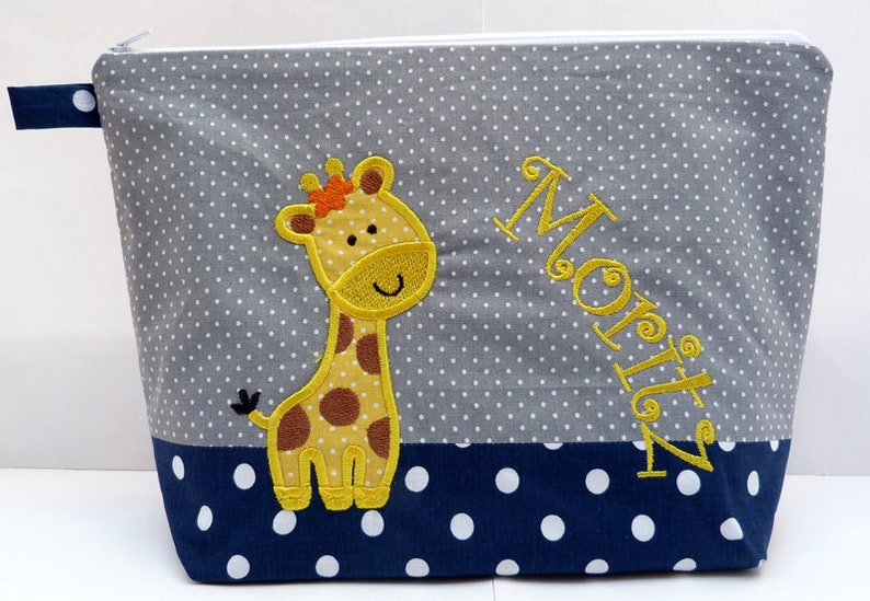 sac brodé GIRAFE prénom marine gris sac à langer trousse de toilette trousse de toilette sac à langer nom 20 polices cadeau image 6