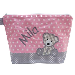 bestickte Tasche BÄRCHEN+ Name rosa - grau Wickeltasche Kulturbeutel Windeltasche Kulturtasche Waschtasche 20 Schriftarten Kosmetiktasche