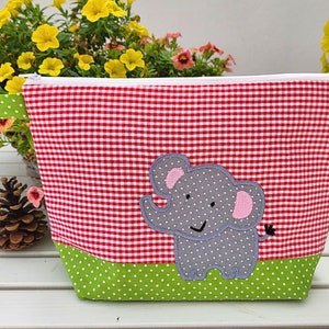 SALE - bestickte Tasche ELEFANT  *rot - kiwi*  Wickeltasche Kulturbeutel Ausverkauf Windeltasche Kulturtasche Waschtasche //Expressversand//