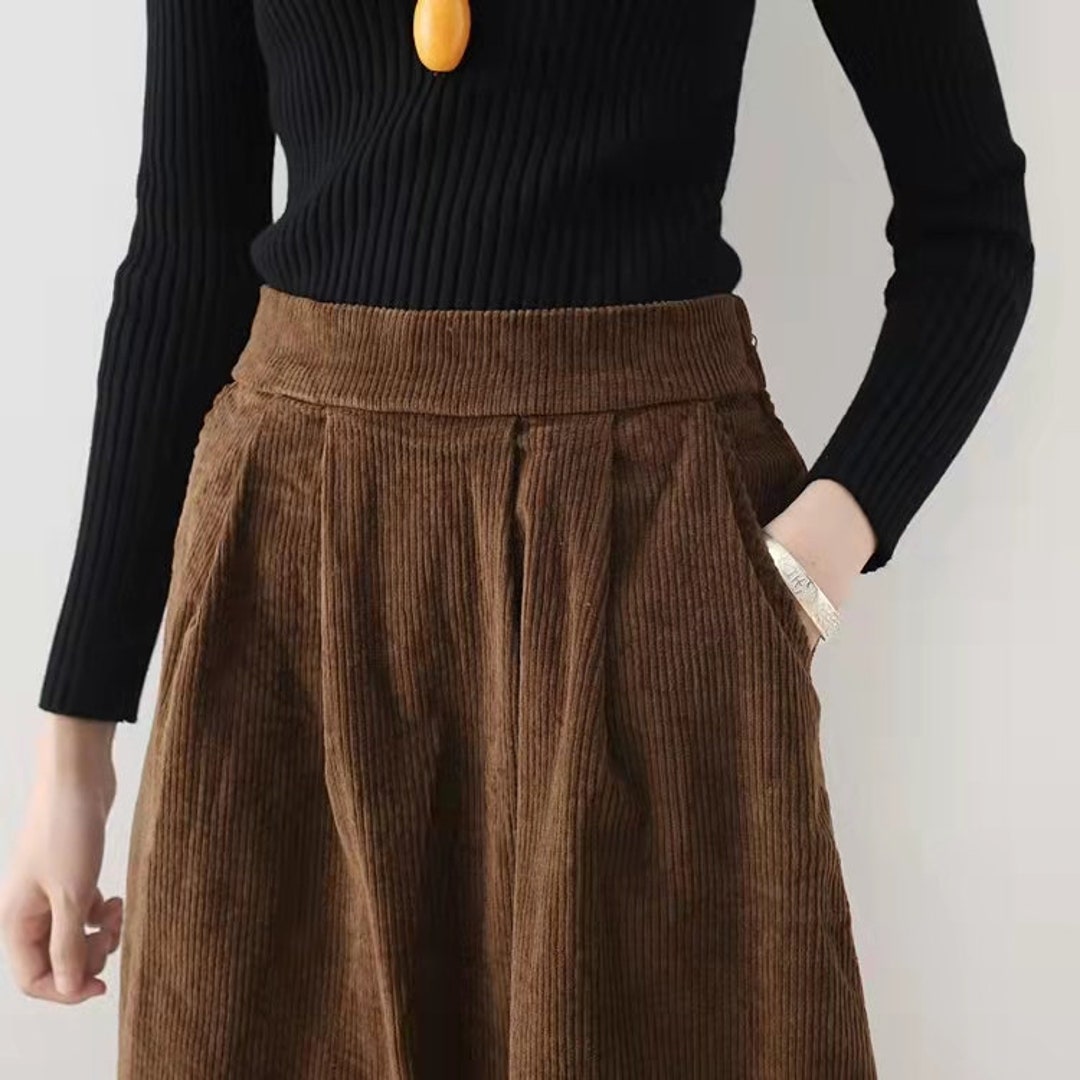 PATCH POCKETS A-LINE CORDUROY SKIRT-BLACK