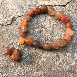 Purple bubble and bloodline tendon _  Gobi Agate Bracelet for beginners