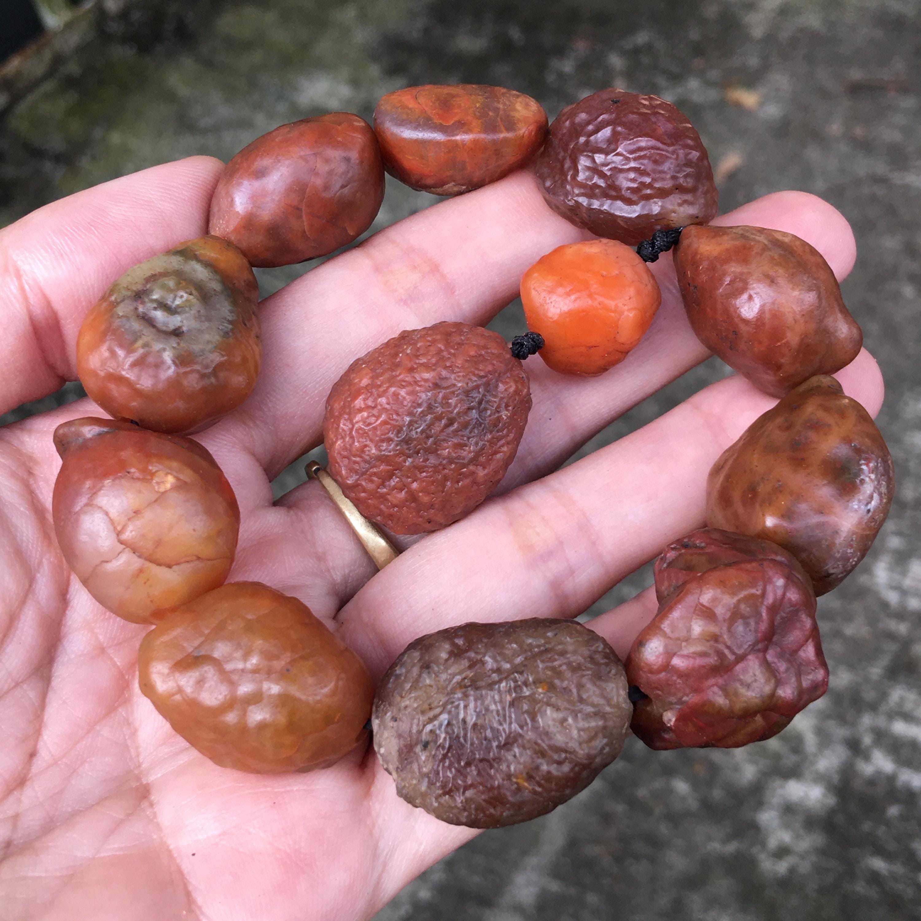 1.8～1.9 cm 古い赤い血脈腱瑪瑙 _ ゴビ瑪瑙 _ 眼脈 _ ゴビ砂漠の原石