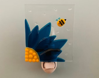 Blue sunflower and bee  Free Shipping! (US)
