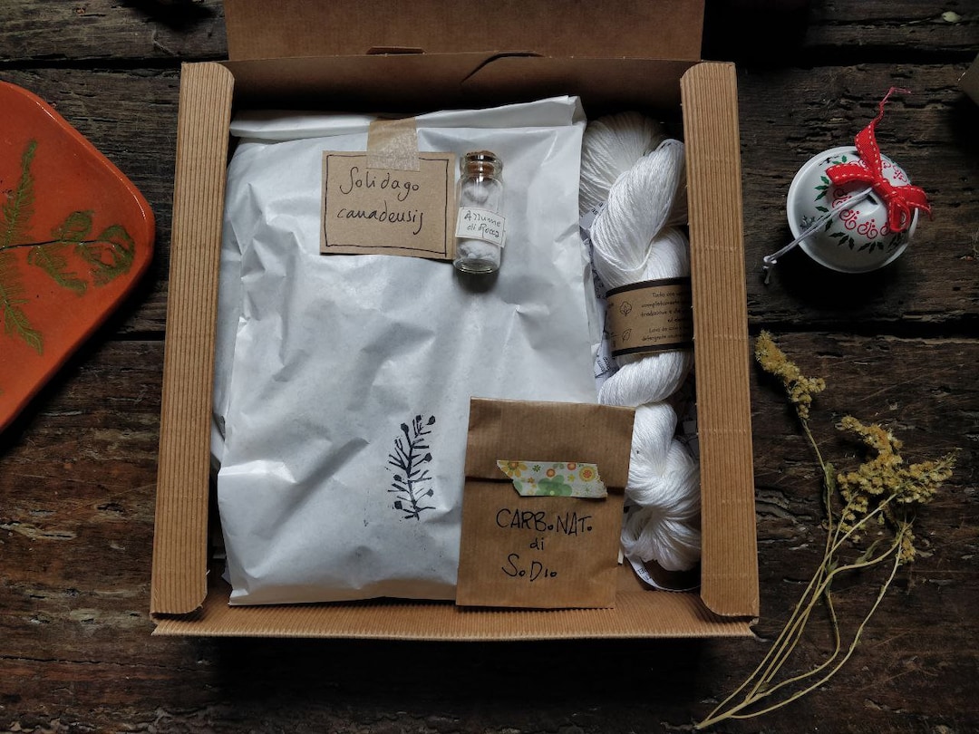 Botanical Dye Kit for Cotton With Dyeing Plants, Vegan Yarn and