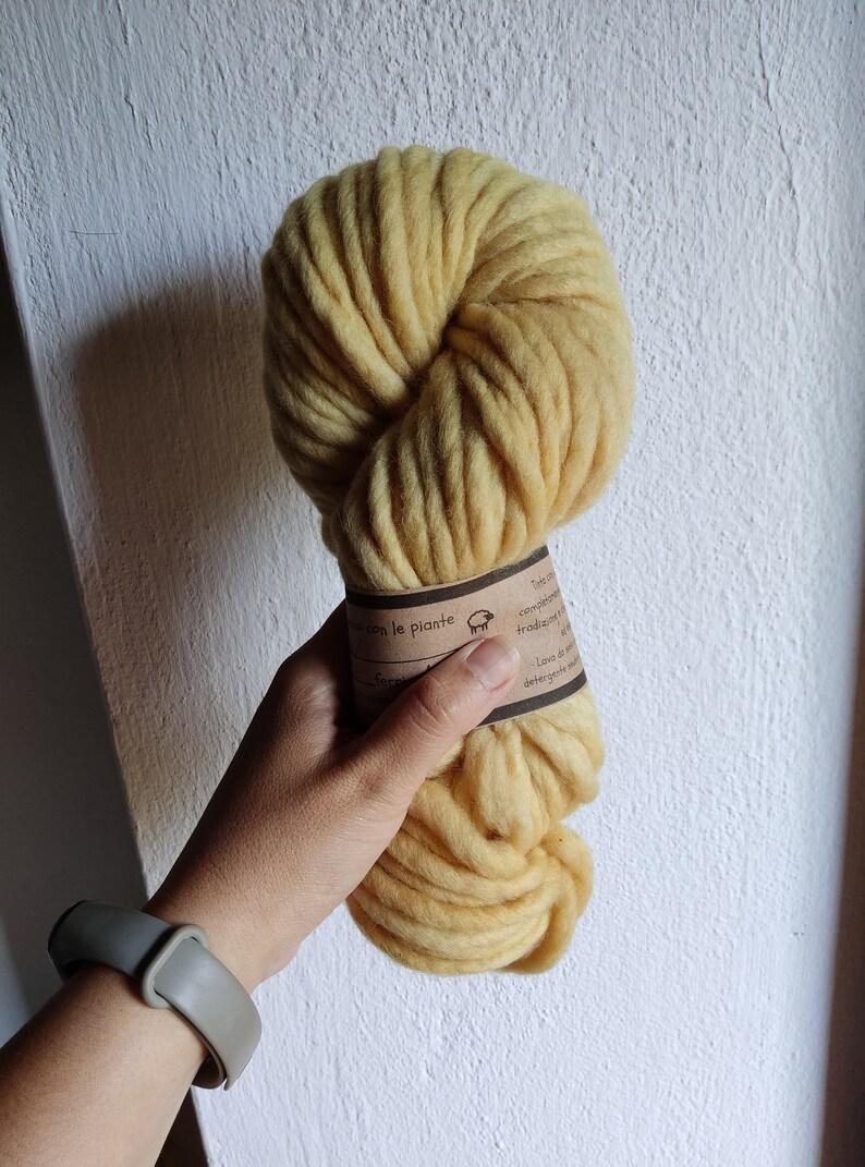 Riesenwolle für Decken und übergroße Pullover. 100g Stränge für Nadelstärke 12 15, mit Pflanzen gefärbt, Maxiknäuel für supergrobes Stricken Bild 5