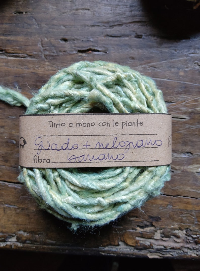 Bulky banana yarn handspun plant dyed. Sustainable vegetable fibre silk for knitwear and summer weaving, thick and thin irregular thread image 3