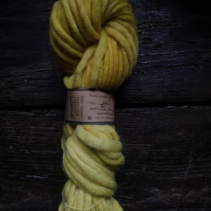 Superdikke wol voor gigantische naalden, superzacht, dik garen voor oversized truien, natuurlijk handverven. Maxistrengen in felle kleuren afbeelding 8