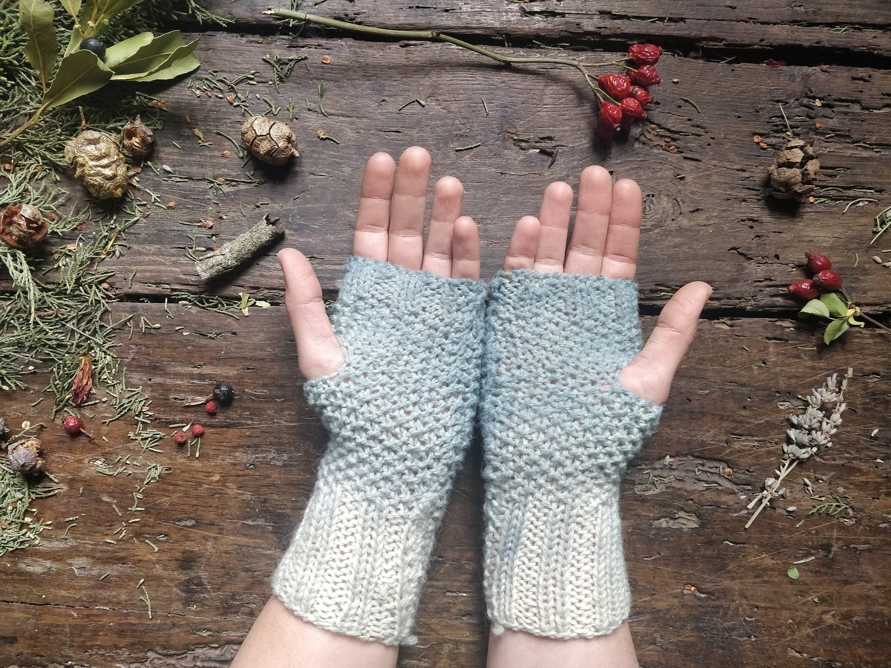 Gants À Doigts Complets Pour Enfants Avec Ficelle Mitaines Chaudes Pour  Bébé .