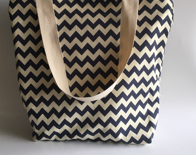 Lined Tote bag in zig zag ble and cream canvas, shopping , reusable