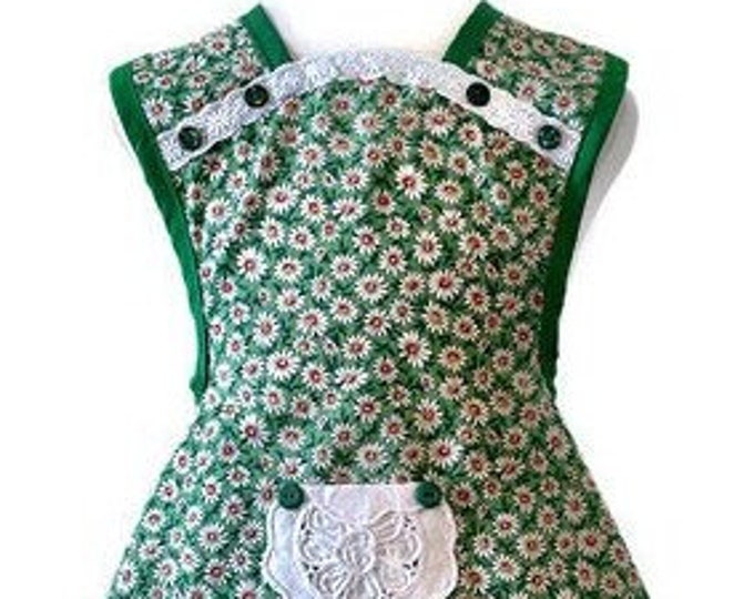 Green and White Daisy Old-Fashioned Apron for Girls Fits Sizes 5-6